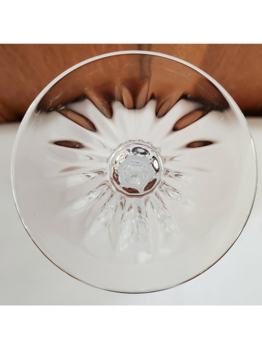 Mikasa Paloma Crystal Wine Glass 8 1/4" starburst cuts scratch - Picture 5 of 10